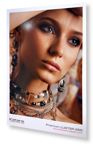 Premium Luster 255 - Marcă